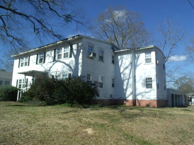 2nd image of 515 E Main St APT 1