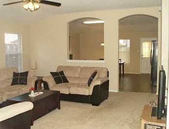 4th image of 109 Pedernales Dr