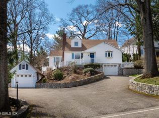 14 Summit Rd, Riverside, CT 06878