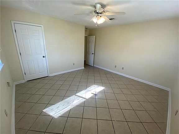 2nd image of 8823 Gervais St