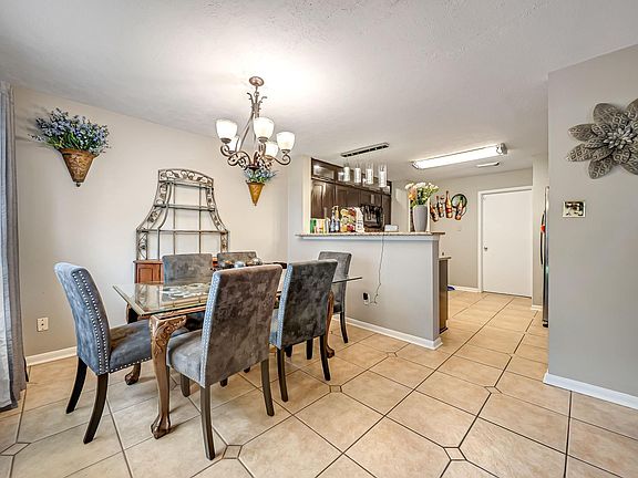4th image of 6215 Sutton Meadows Dr