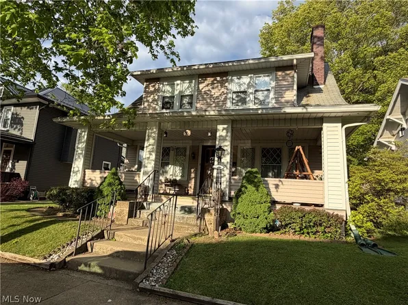 326 N 13th St, Coshocton, OH 43812