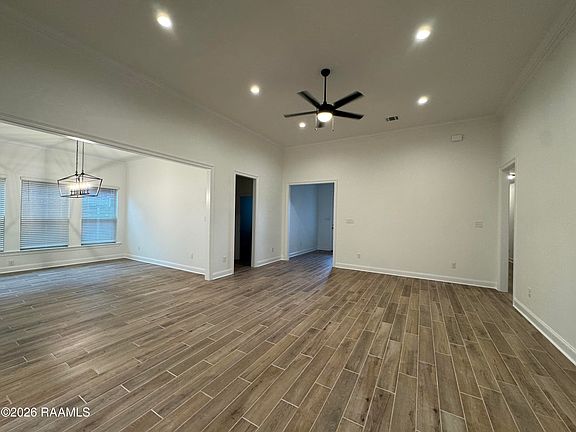3rd image of 104 Appleby Way
