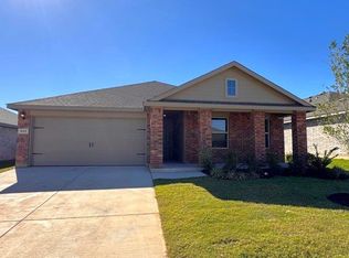 545 Marsh St, Cleburne, TX 76033