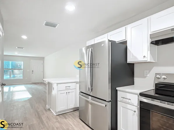 9370 N Peachtree Way, Dunnellon, FL 34434