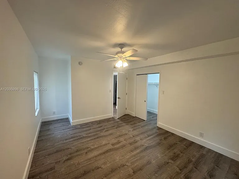 350 SW 15th Rd #9 — Photo 9