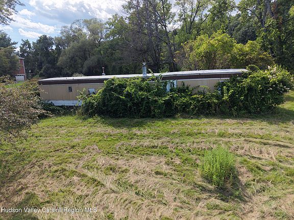 4th image of 211 Roberts Hill Road