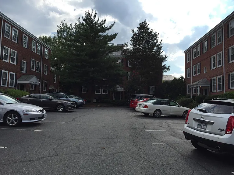 Parking Lot