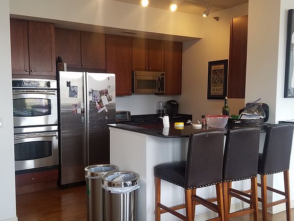 4th image of 600 W Drummond Pl APT 411