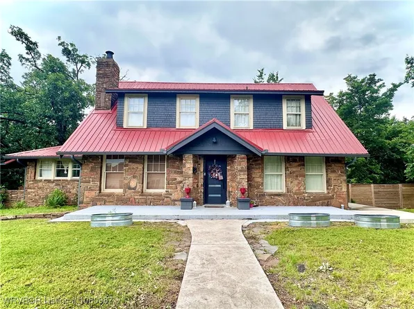 510 N Bagwell St, Poteau, OK 74953