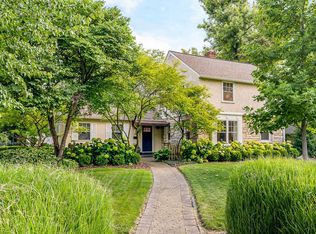 1592 Grenoble Rd, Columbus, OH 43221