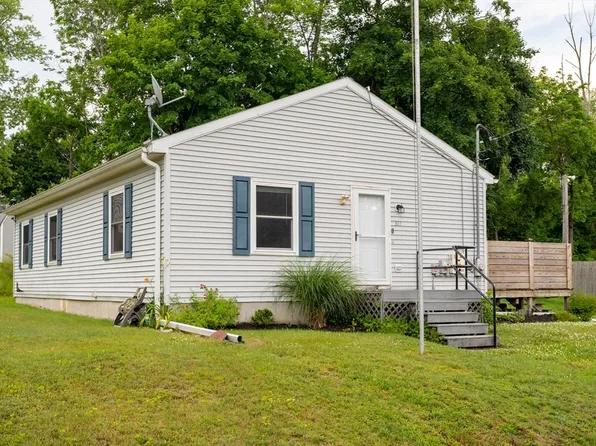 311 Brattle St, Athol, MA 01331