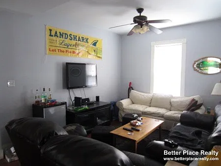 163 Calumet St #2 — Photo 12