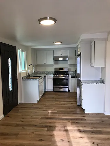 419 S I St #B Photo 1