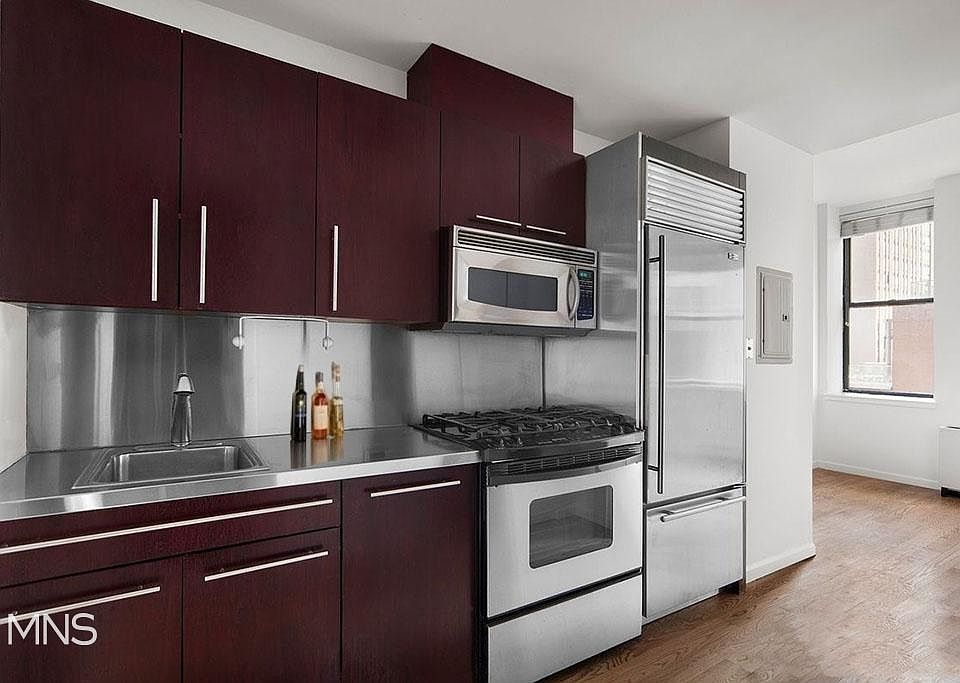 1st image of 150 Nassau St APT 8I