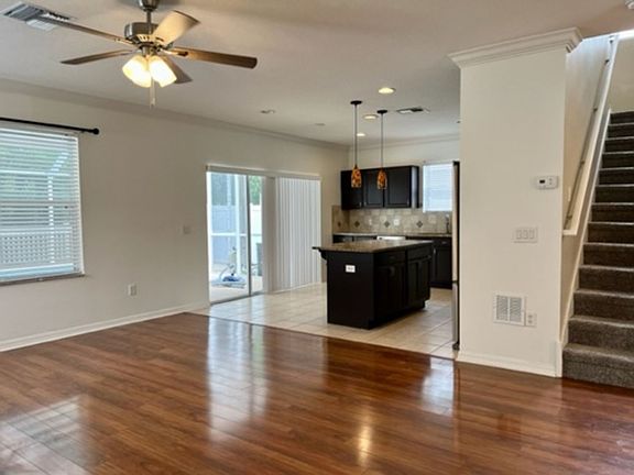 5th image of 10021 Landport Way