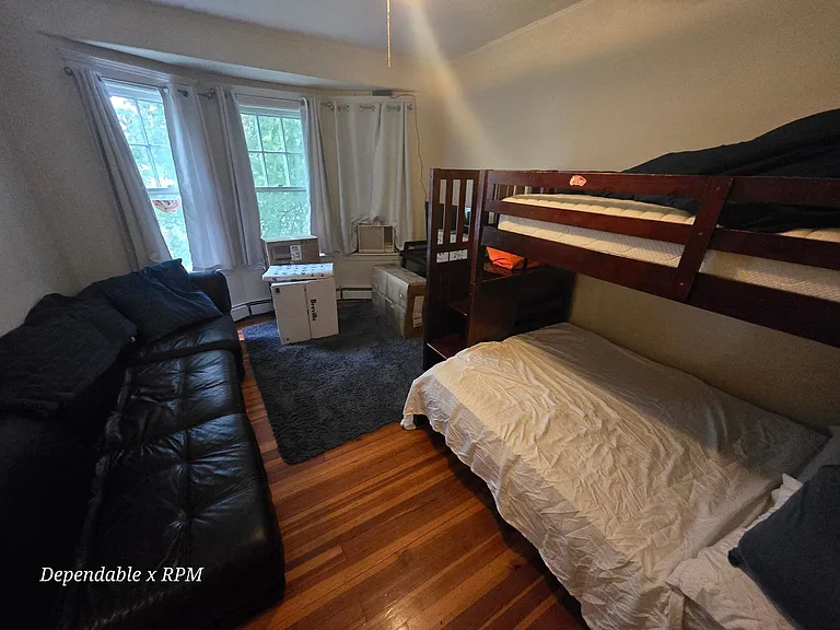 19-21 Granville Rd. — Photo 24