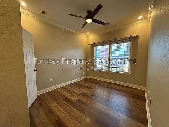 5th image of 126 Johnson St