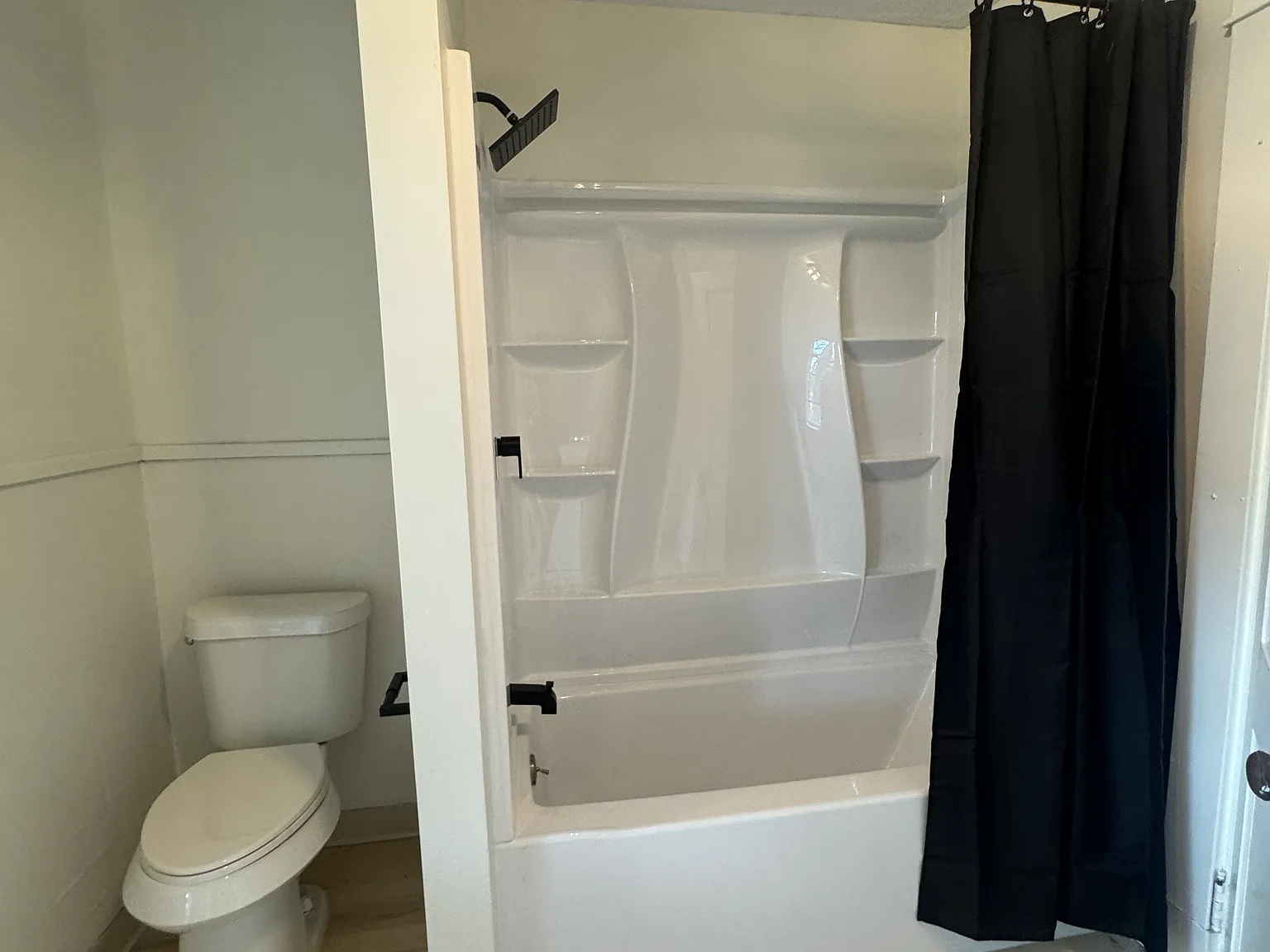 2 bed, 1450 sqft, $1,300 — Photo 4