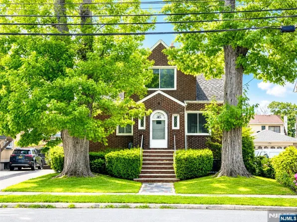 1105 Anderson Avenue, Fort Lee, NJ 07024