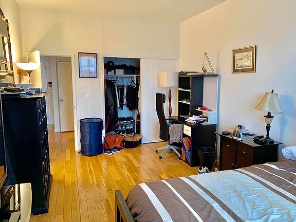 3rd image of 300 Mercer St Ph L
