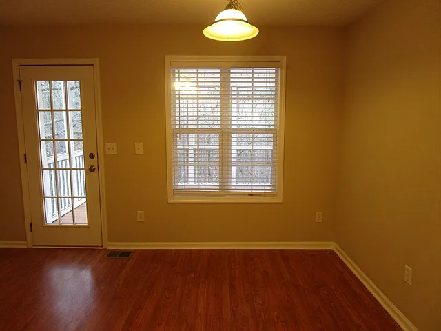 330 Red Fox Dr — Photo 6