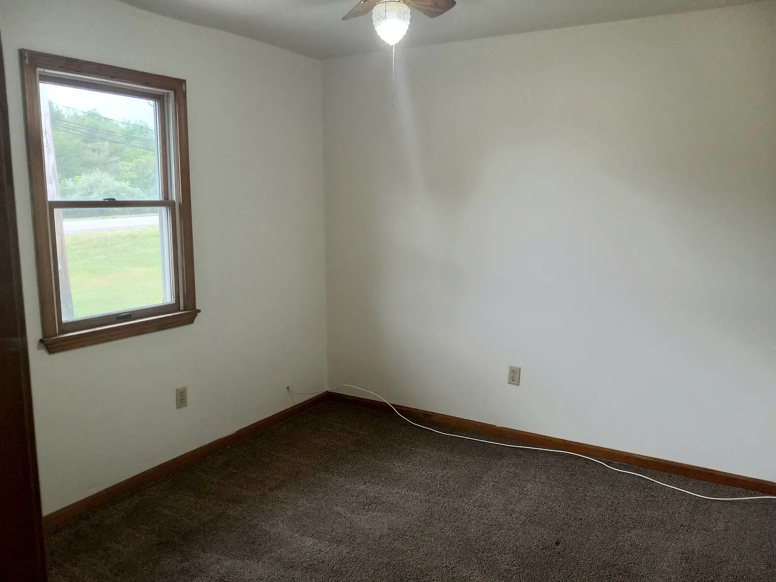 2 bed, 950 sqft, $965 — Photo 3