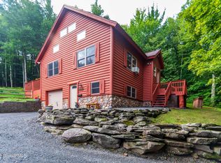 86 Valley View Dr, Lexington, NY 12452