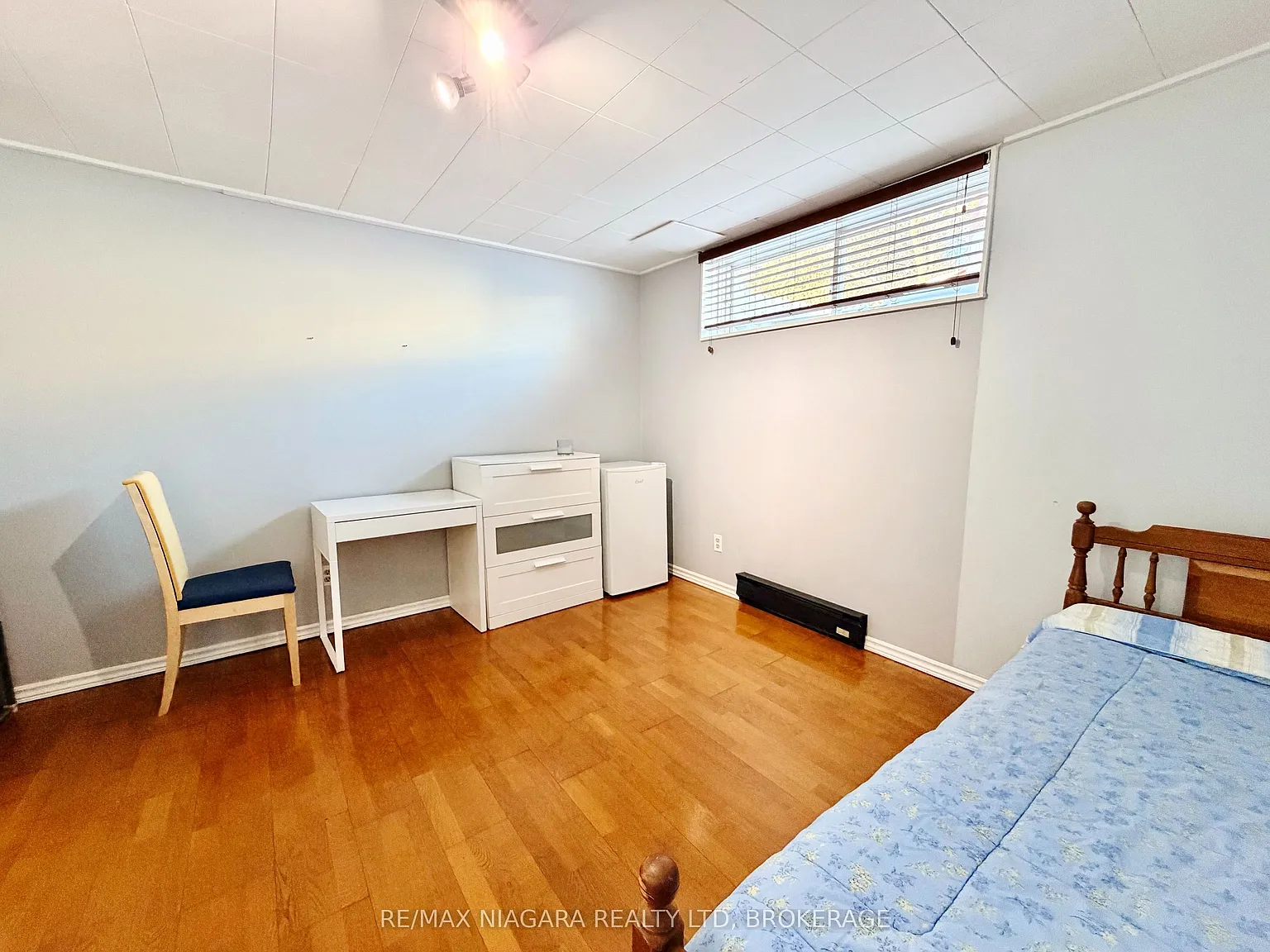 3 bed, $1,400 — Photo 4