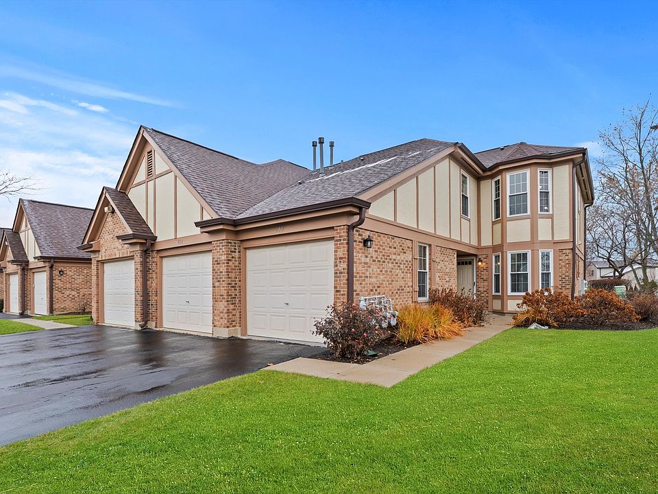 1st image of 259 Green Knoll Ln