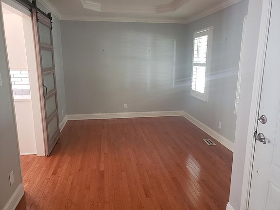 Front office/ sitting room