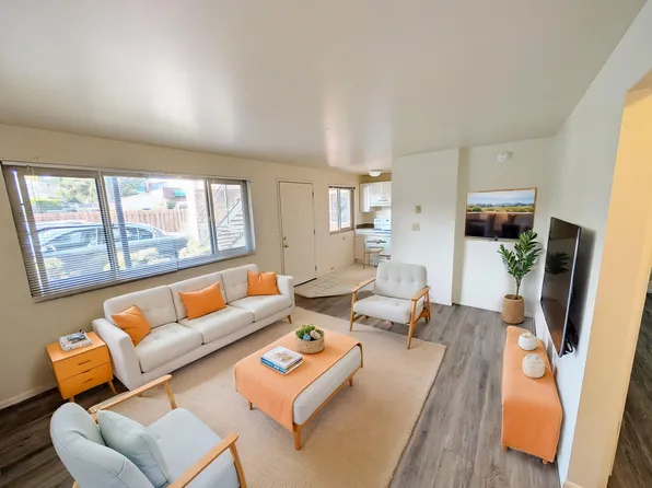 2021 NW 65th St APT 3, Seattle, WA 98117