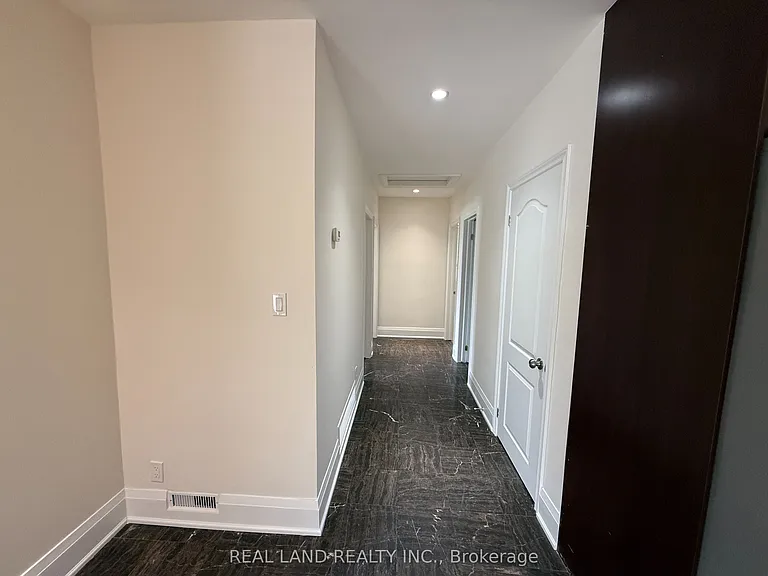 220 Millard Ave #1 — Photo 11