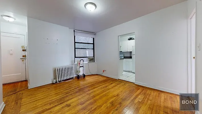 Rented by Bond New York | media 19