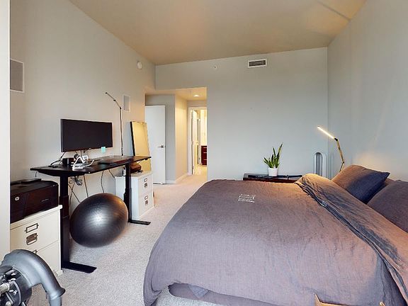 4th image of 10650 NE 9th Pl Unit 2226