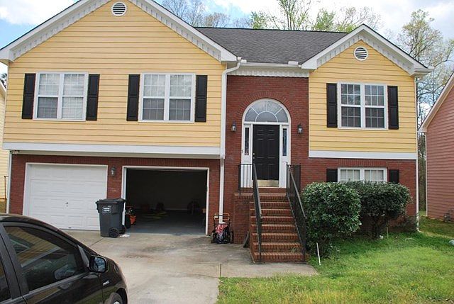 1st image of 2912 Oak Vista Way