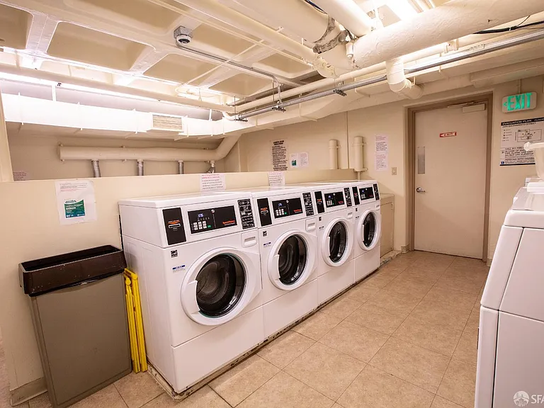 2200 Sacramento St #1401 — Photo 31