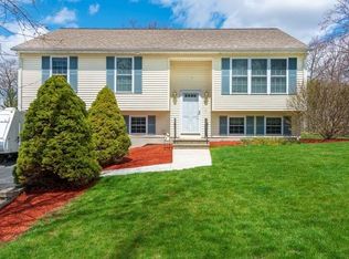 21 America St, Cumberland, RI 02864