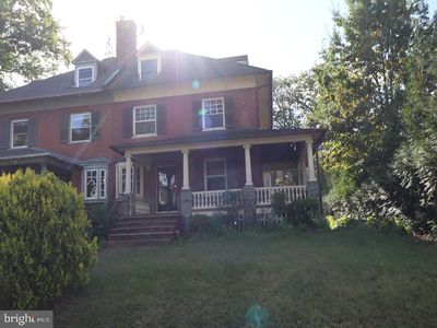 6386 Sherwood Rd, Philadelphia, PA, 19151