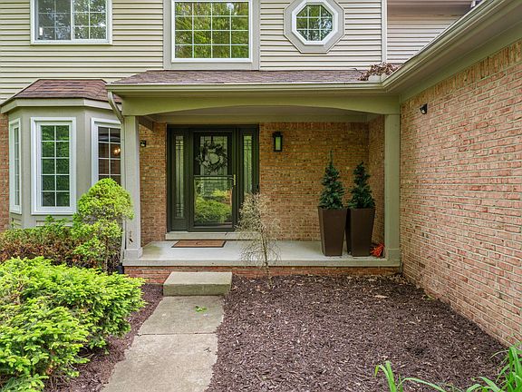 5th image of 7824 Turnberry Dr