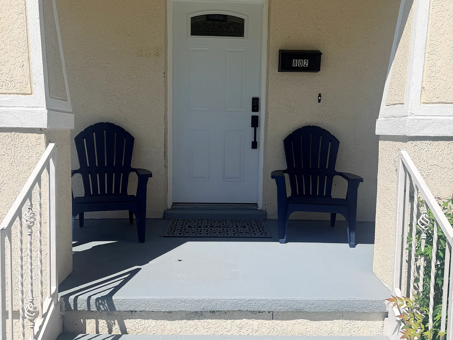 3 bed, 1280 sqft, $2,800 — Photo 2