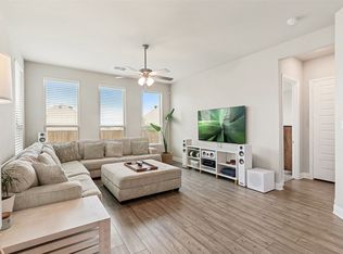 9008 Cattle Herd Dr, Fort Worth, TX 76123