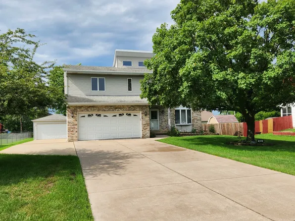 5002 W Main St, Monee, IL 60449