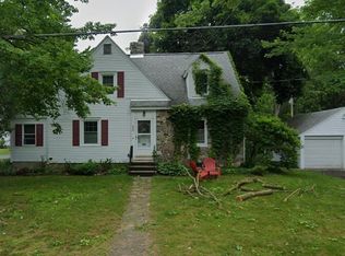 439 Wellington Rd, Delmar, NY 12054