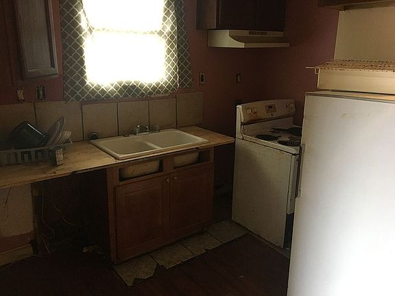 5th image of 1434 Saint Ferdinand St