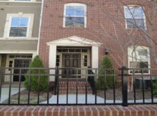 1122 Perimeter Walk, Dunwoody, GA 30338