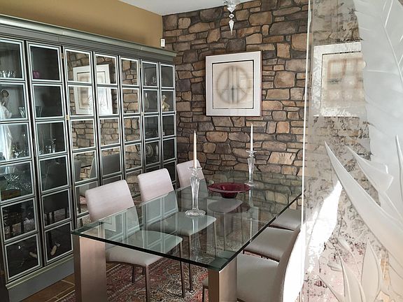 Dining Room (formal)