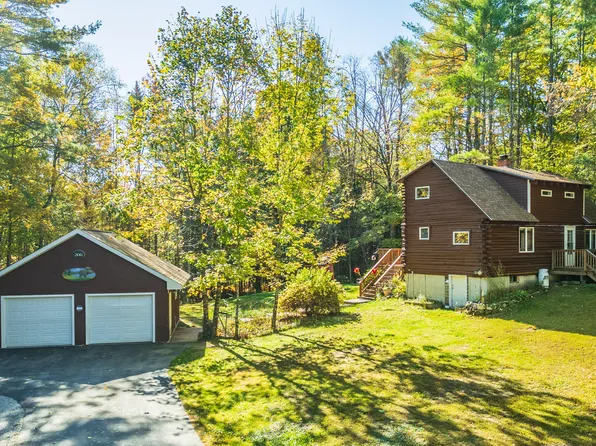 206 Ralph Richardson Road, Norway, ME 04268