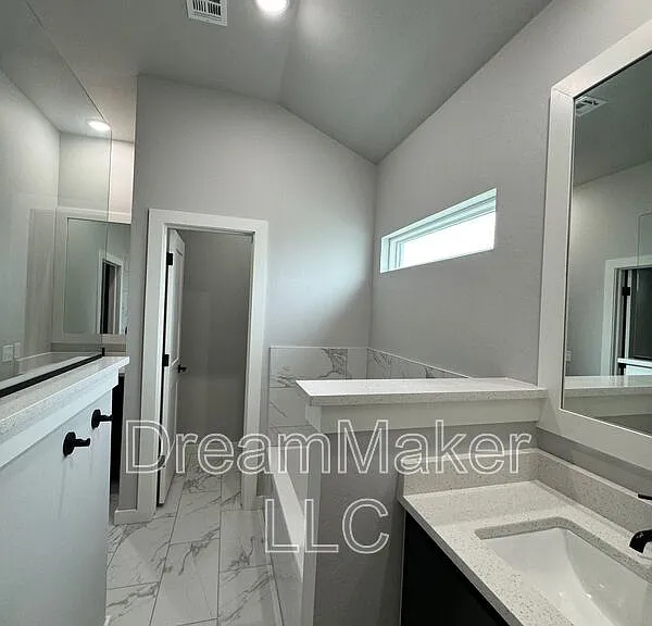 5253 Lily Ln — Photo 11