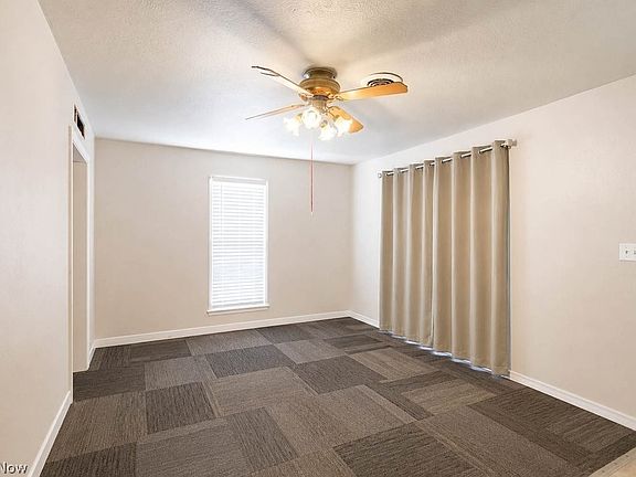 4th image of 13122 Liberty Ave